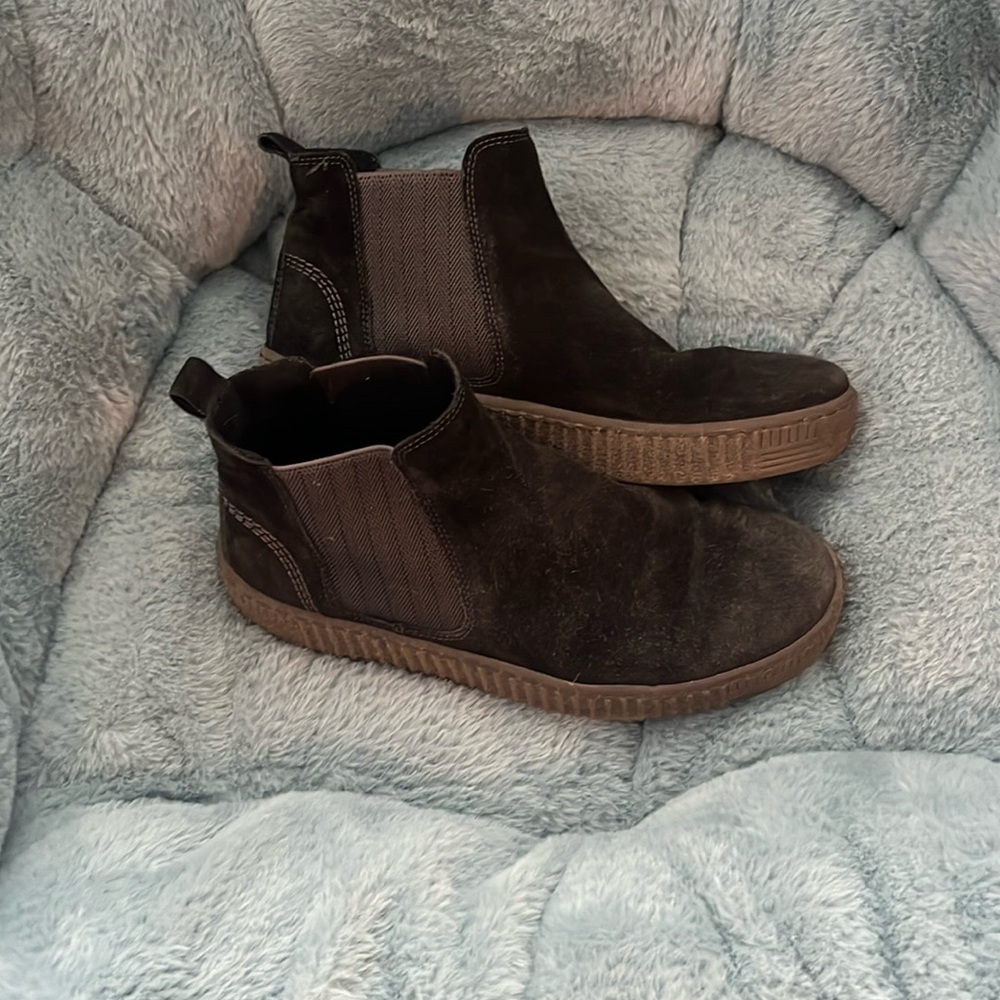 Black Gabor booties